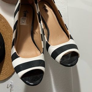 Striped toe peep heels